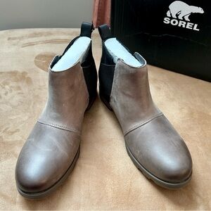 Sorel Emelie 1920881205 Chelsea‎ Boots Womens 10.5 Quarry Waterproof